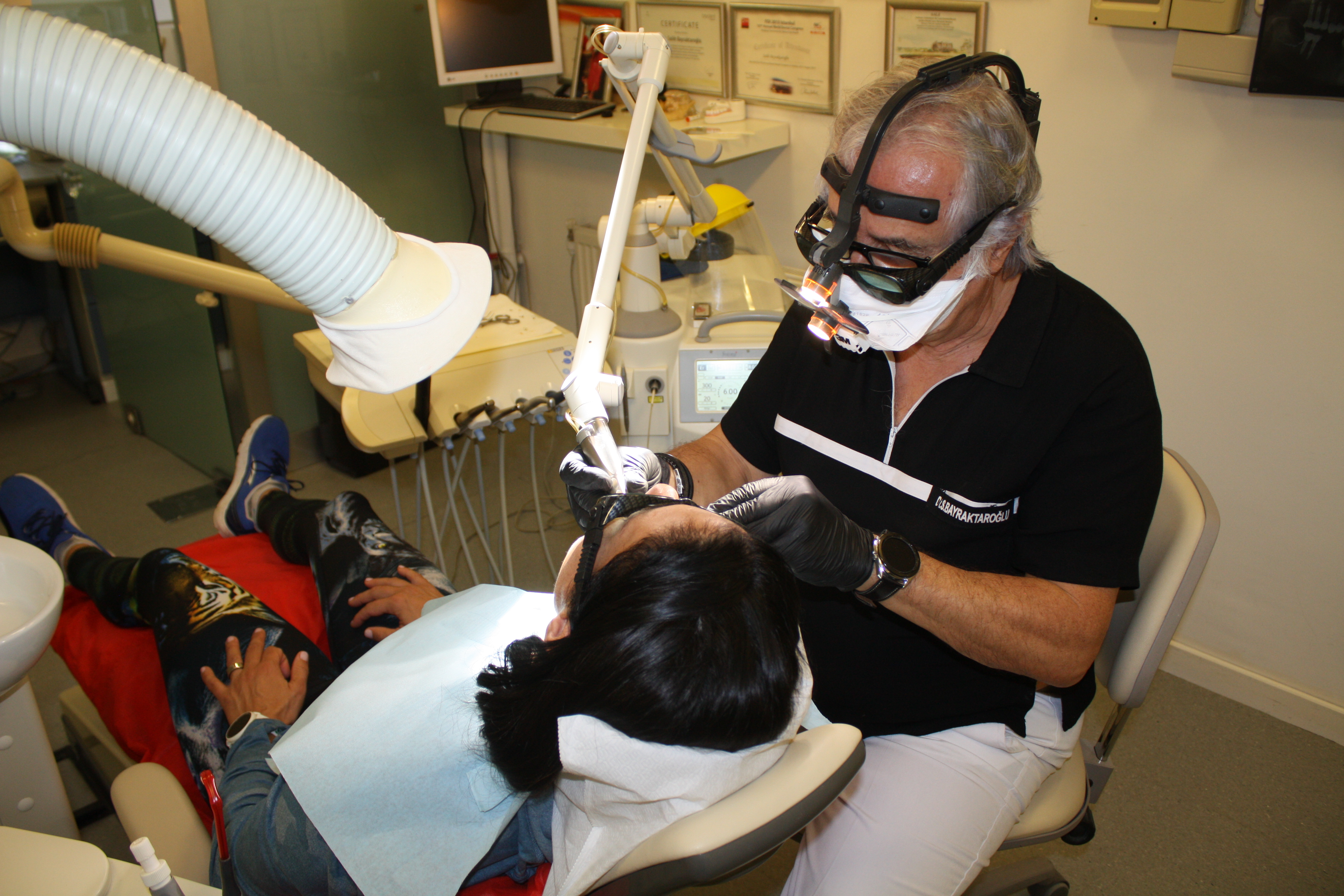 Lazer Diş Tedavileri